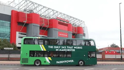 穆勒盛赞孙兴慜：足球天才任意球神技，惊艳全场！